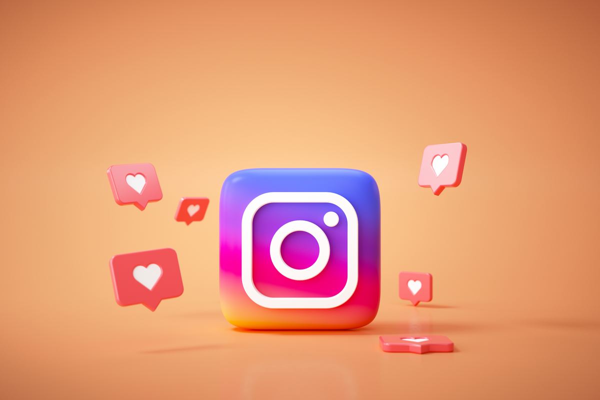 Instagram усовершенствовал функцию «Отметить людей» в публикациях. Теперь можно отмечать род деятельности человека или компании. PRO & PRO Production & Promotion
